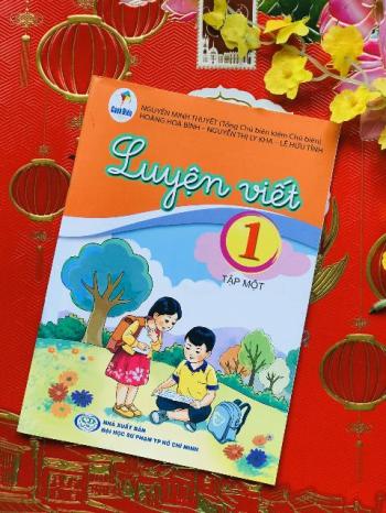 Luyện Viết 1 Tập 1 (Bộ Sách Cánh Diều)